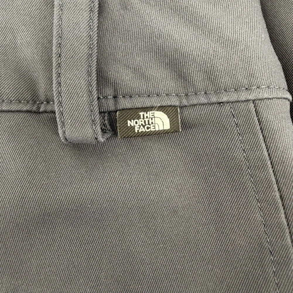 The North Face Mens Size 33 Motion Pants Navy Blue Straight Leg Chino NF0A5A4K